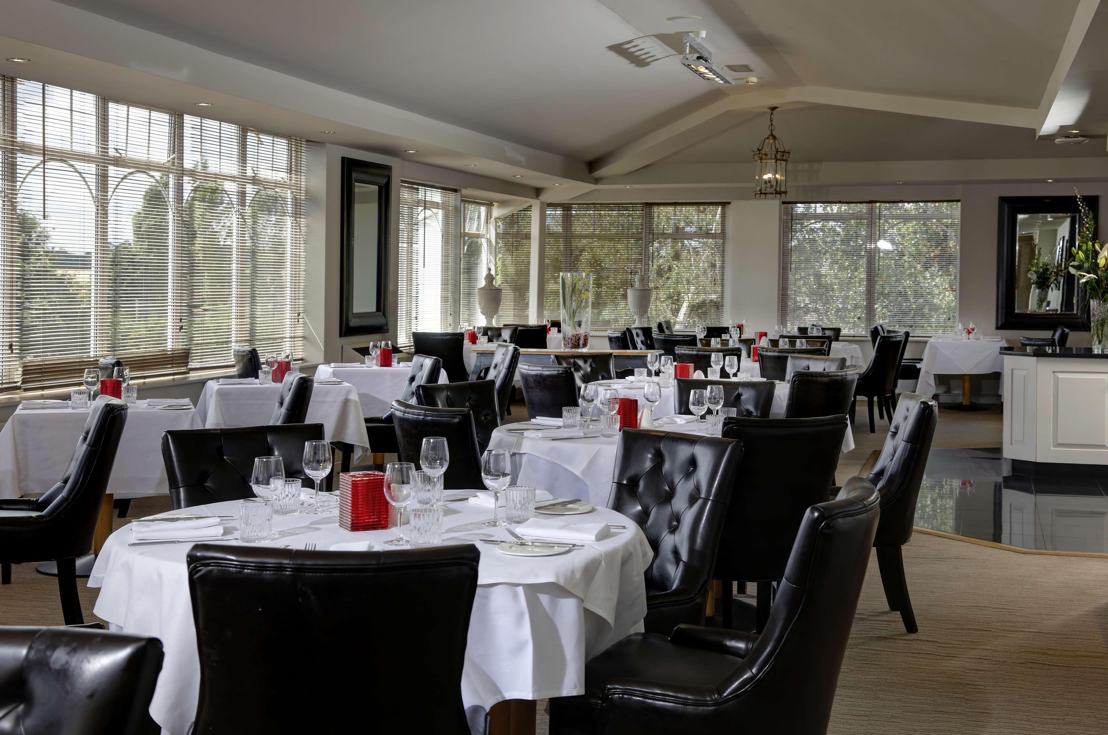 Windmill Village Hotel, Golf Club & Spa, BW Signature Collection Coventry Exterior photo