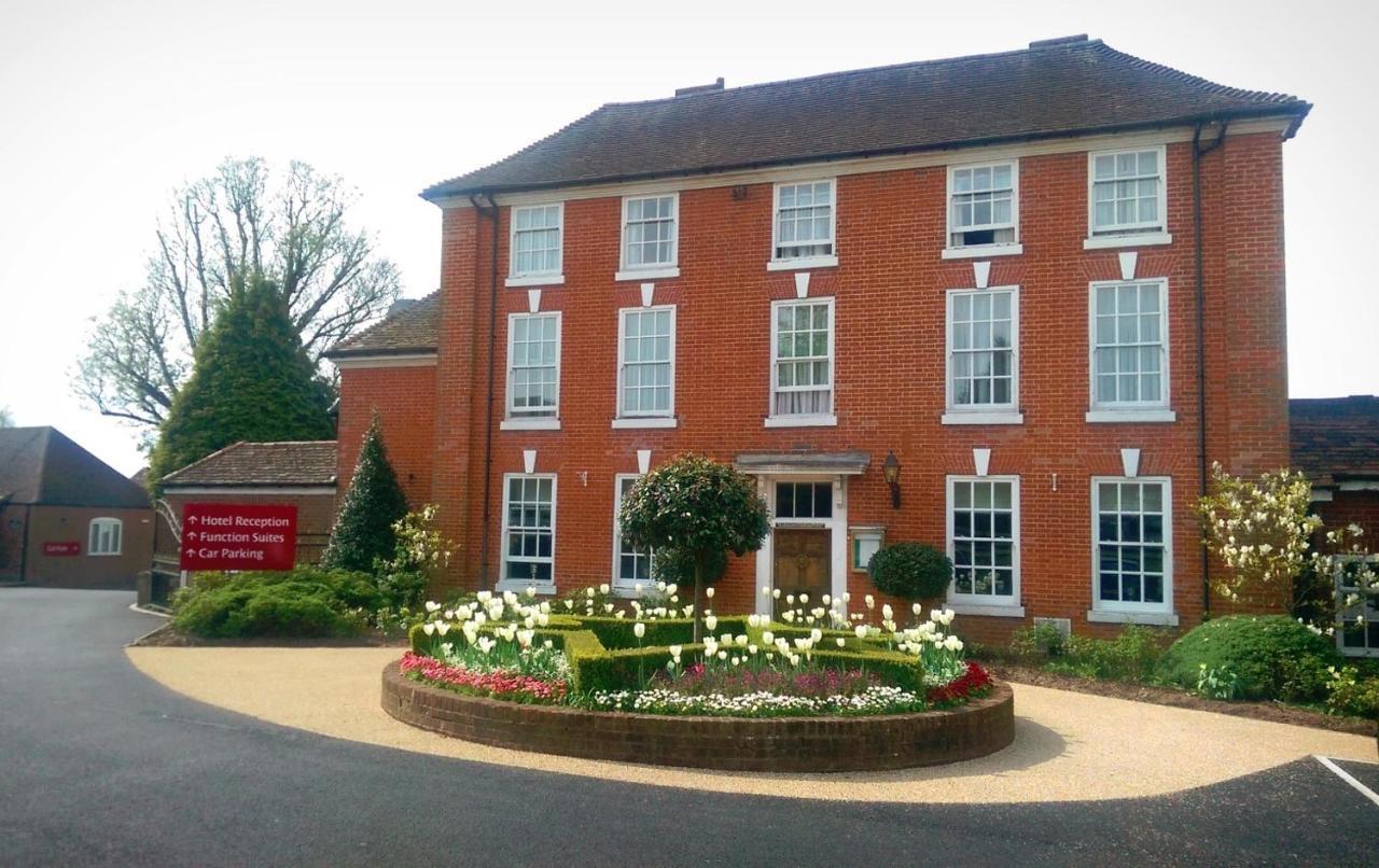 Windmill Village Hotel, Golf Club & Spa, BW Signature Collection Coventry Exterior photo